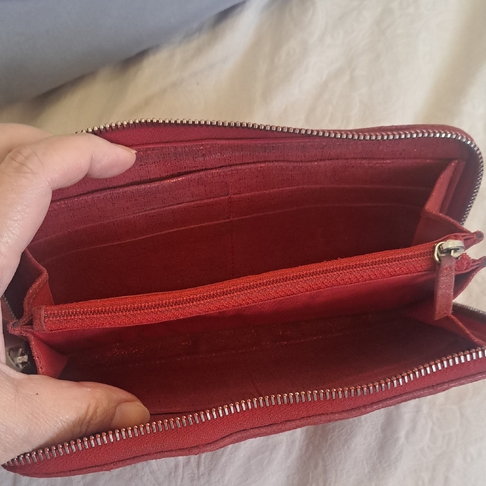 Authentic Chanel Red Quilted Zippy Wallet - Picture 7 of 11